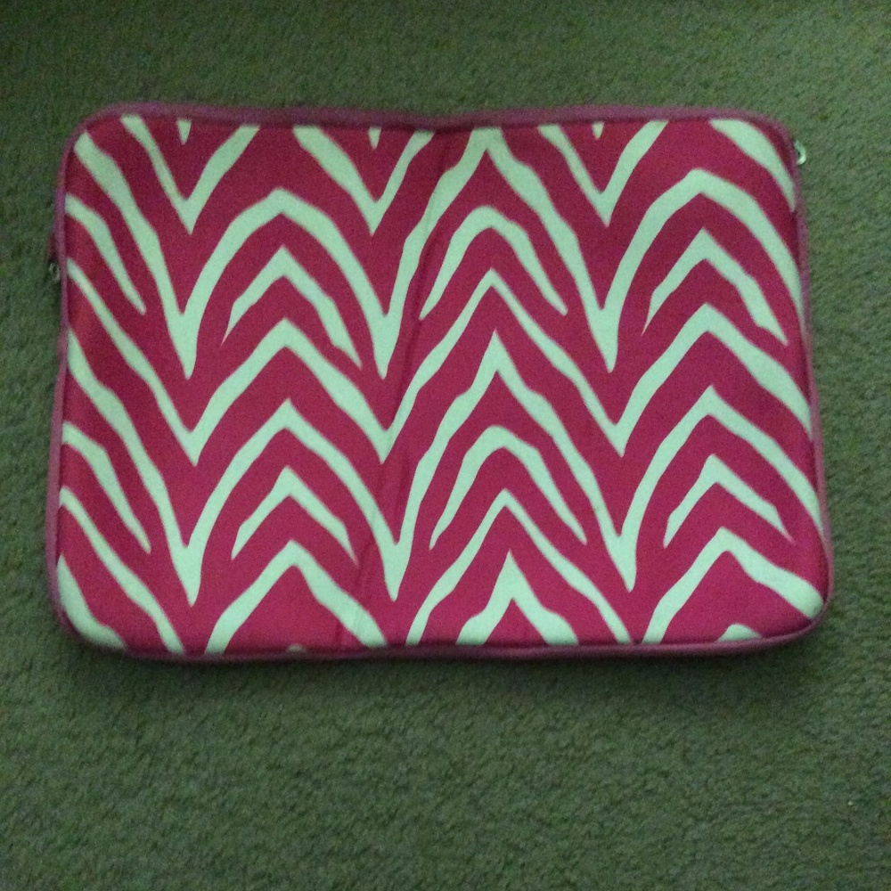 ~ Zip Top Laptop Carrier ~